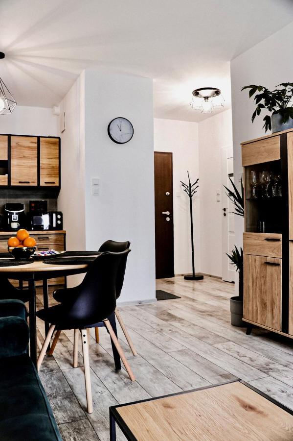 Lavender Hill Apartment غدانسك المظهر الخارجي الصورة