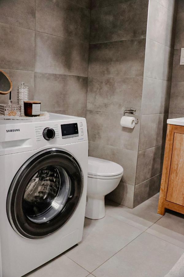 Lavender Hill Apartment غدانسك المظهر الخارجي الصورة