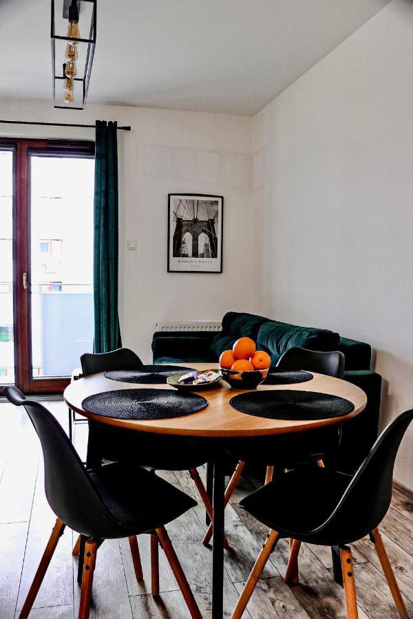 Lavender Hill Apartment غدانسك المظهر الخارجي الصورة